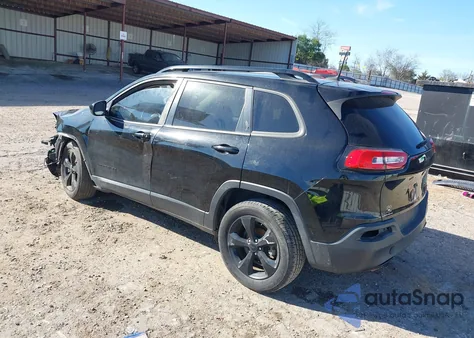 2018 Jeep Cherokee Latitude Fwd z USA, uszkodzony, nr VIN 1C4PJLCB7JD620882